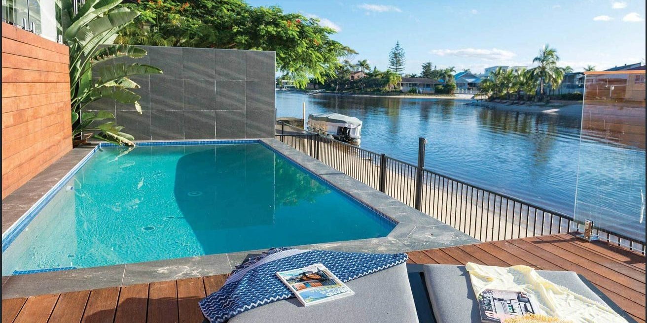 Mermaid-Beach-House-Cleaning-Cleaner Mermaid-Beach-House-Cleaning-Cleaner